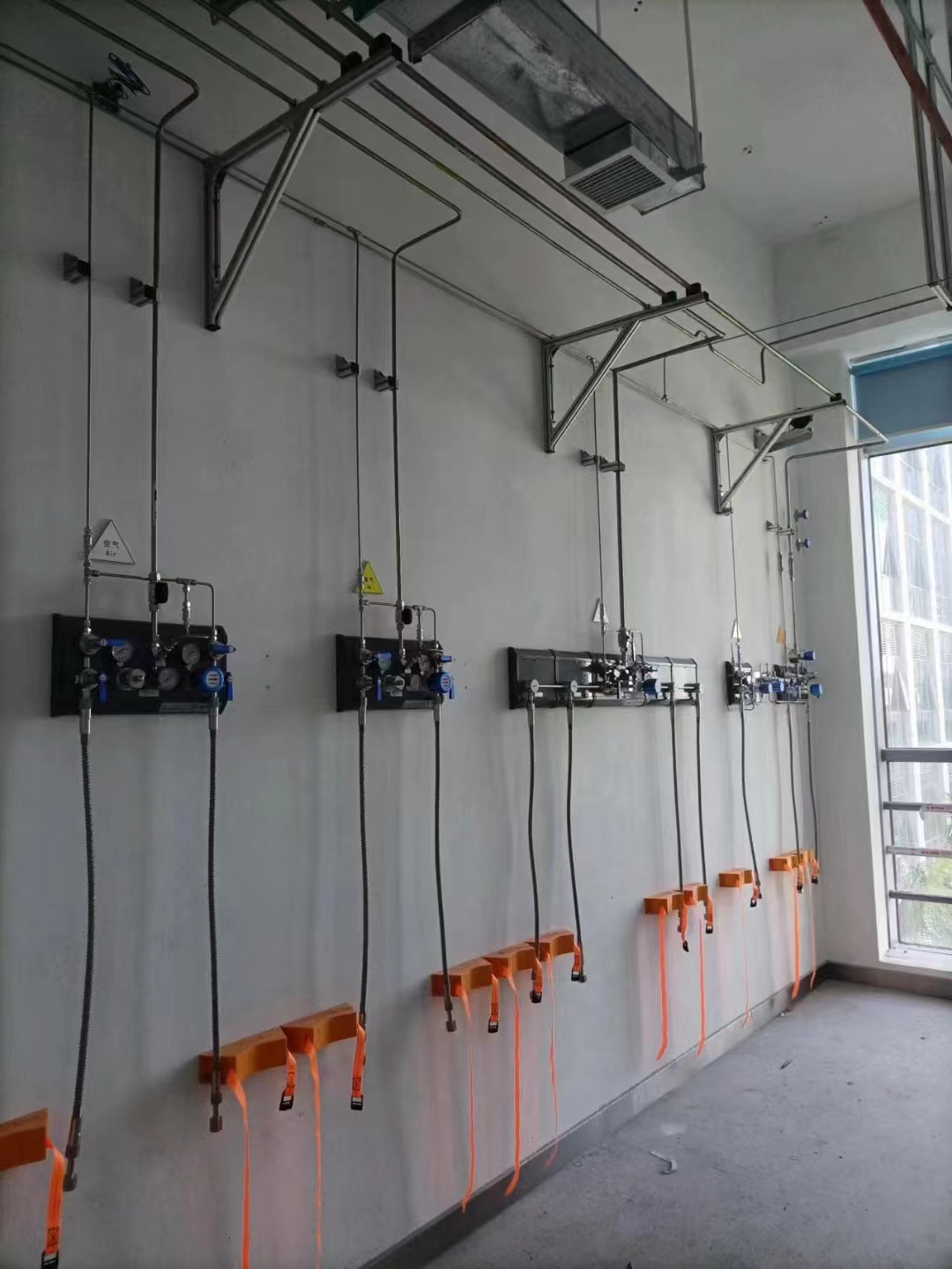 1690361673361113.jpg 特氣匯流排.jpg